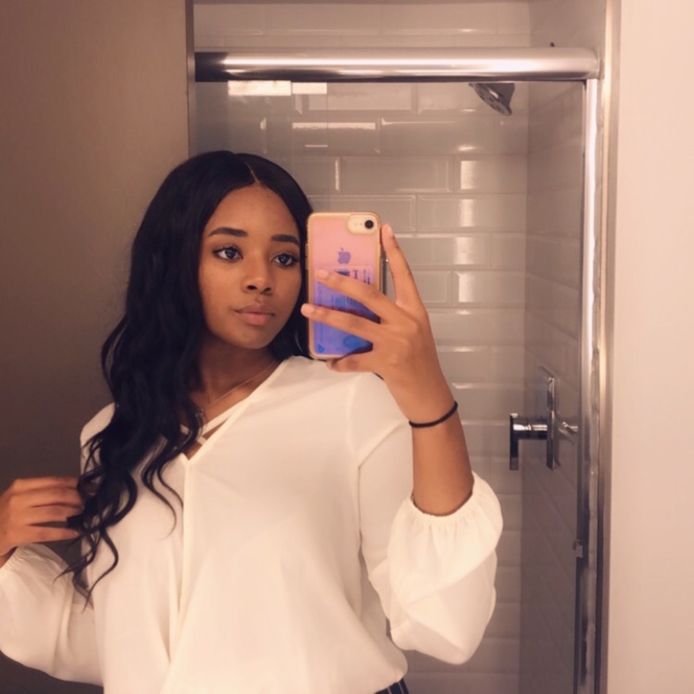 Meet your Posher, Jessica